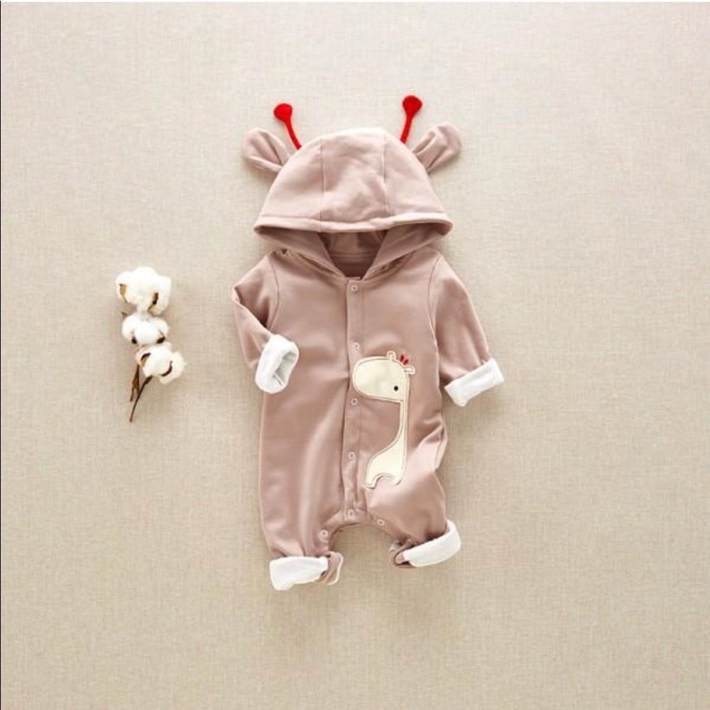 Sweet Giraffe Hooded One Piece